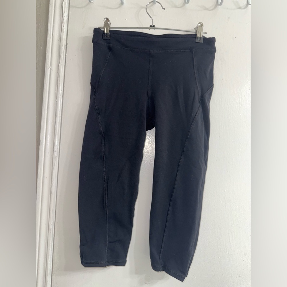 Alo yoga high rise cropped pants size Small 16”